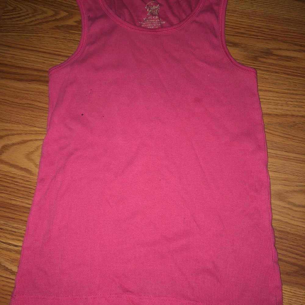 Pink tops - Picture 2 of 2